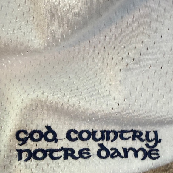 Under Armour Notre Dame Women’s Jersey - Picture 3 of 5